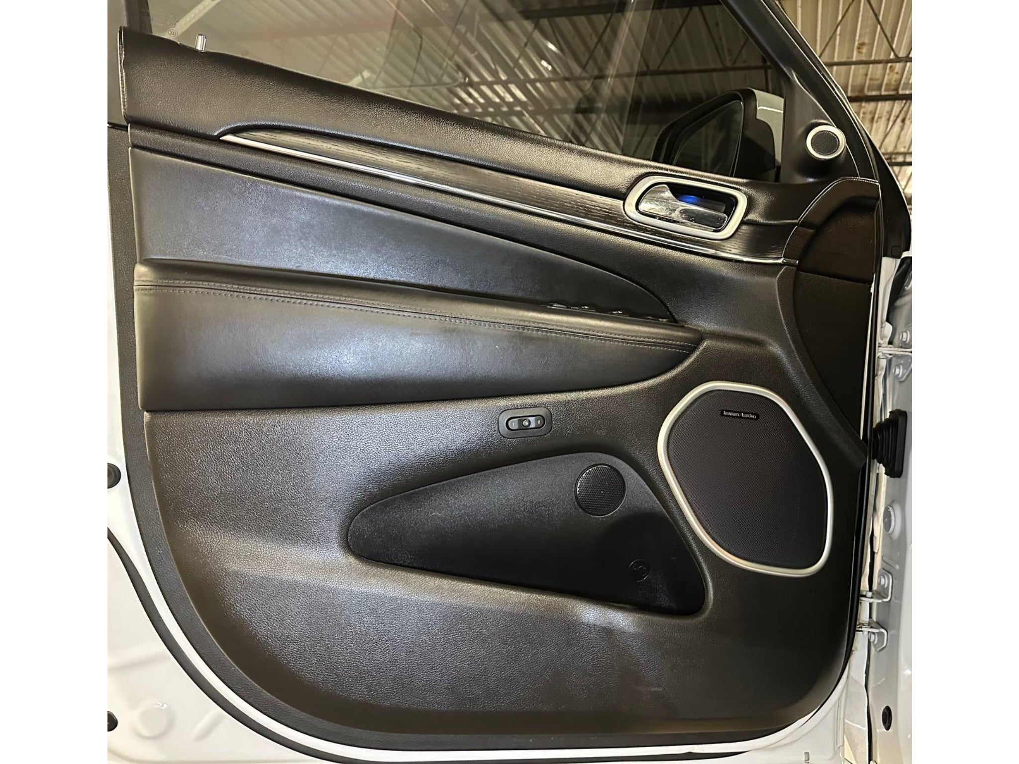 2020 Jeep Grand Cherokee Summit