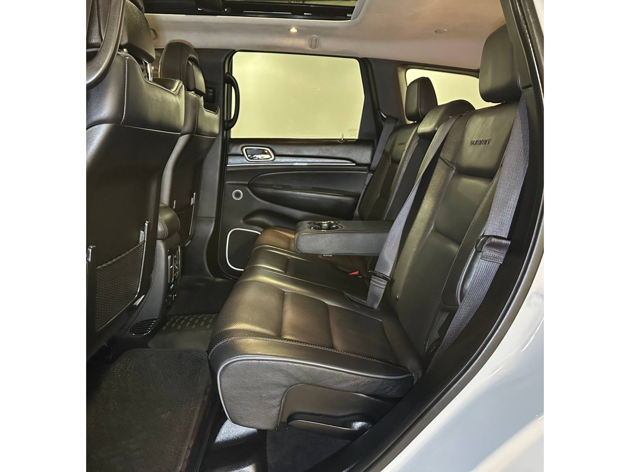 2020 Jeep Grand Cherokee Summit