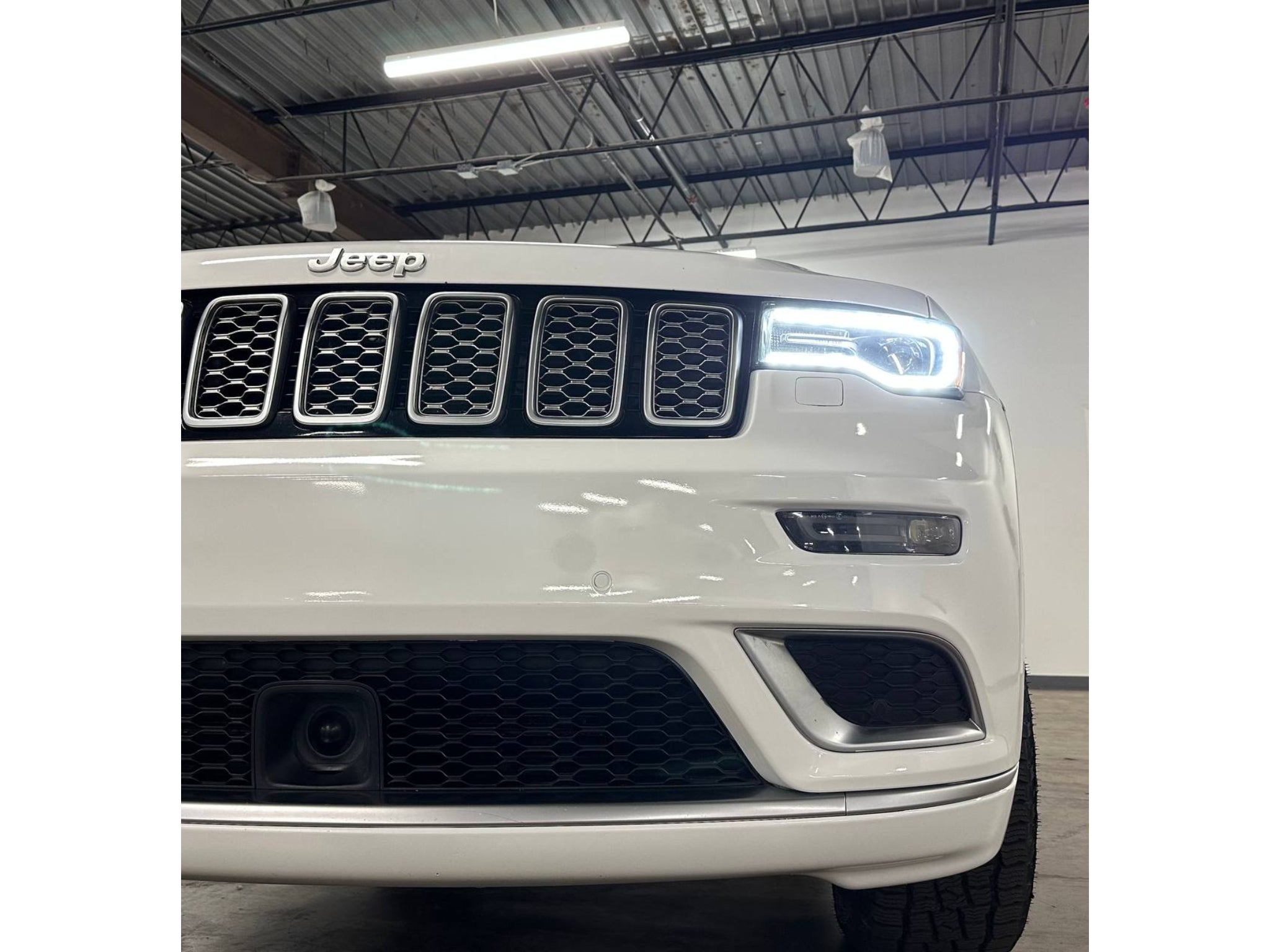 2020 Jeep Grand Cherokee Summit