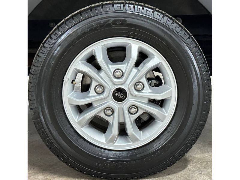 2024 Ford Transit Wagon XLT