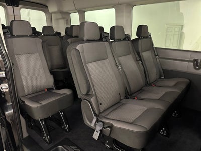 2024 Ford Transit Wagon XLT