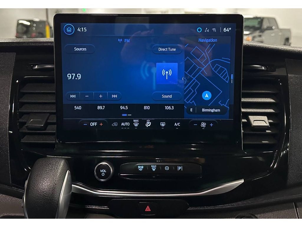 2024 Ford Transit Wagon XLT