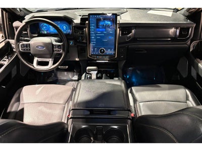 2025 Ford F-150 Lightning LARIAT