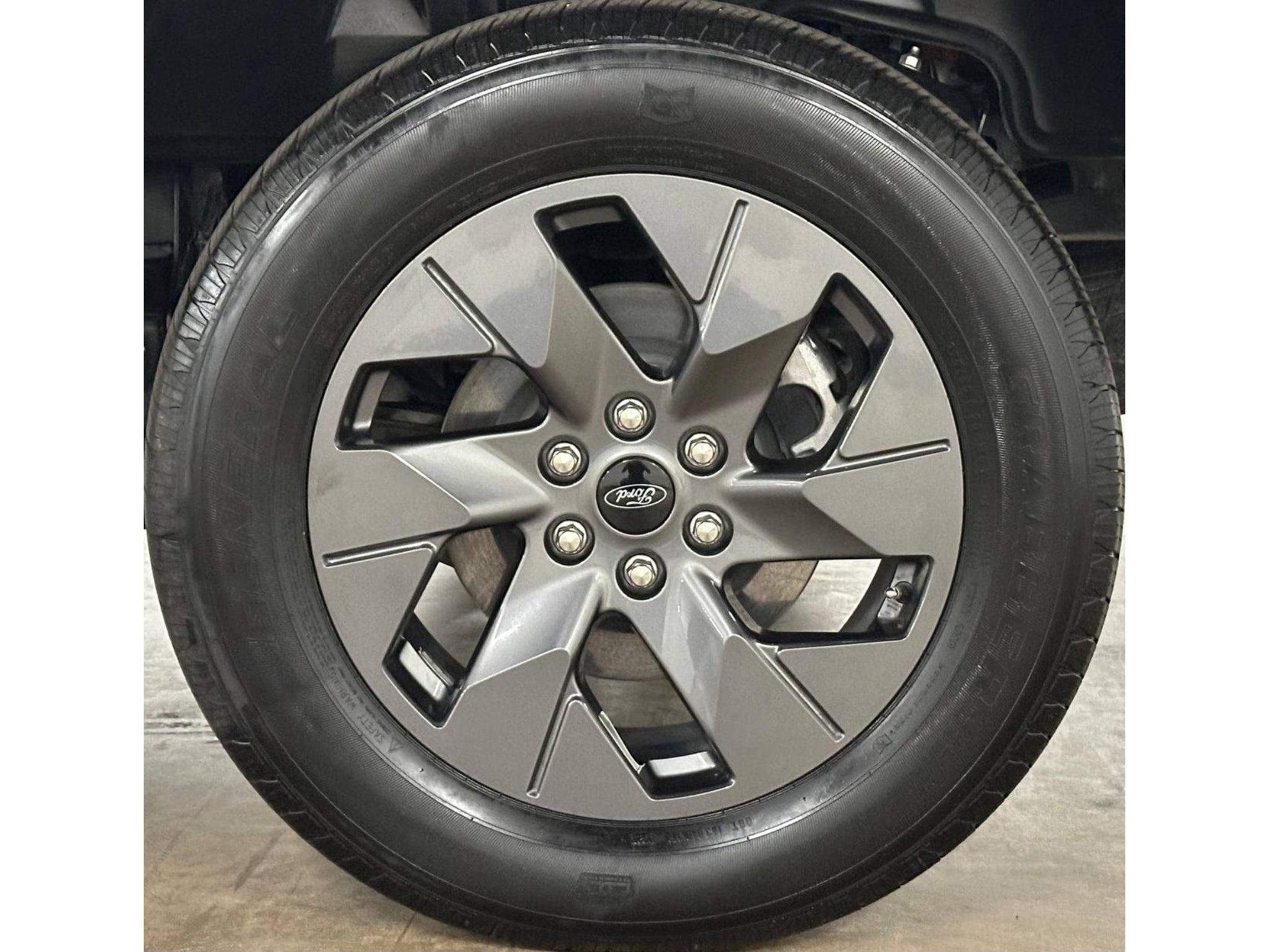 2022 Ford F-150 Lightning LARIAT