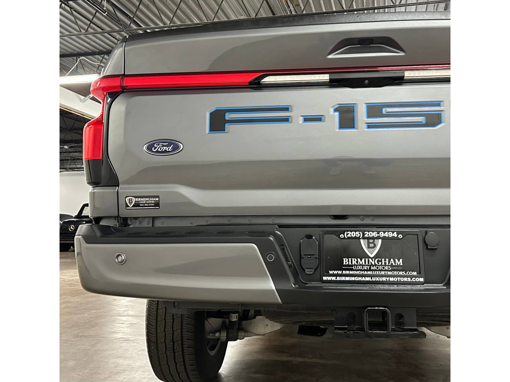 2022 Ford F-150 Lightning LARIAT