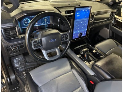 2022 Ford F-150 Lightning LARIAT