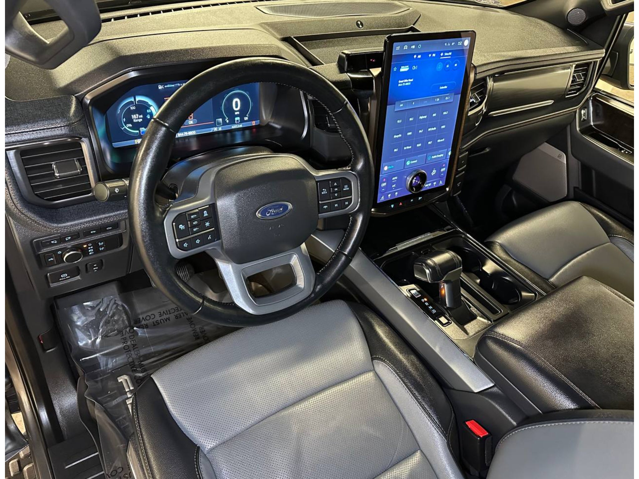 2022 Ford F-150 Lightning LARIAT