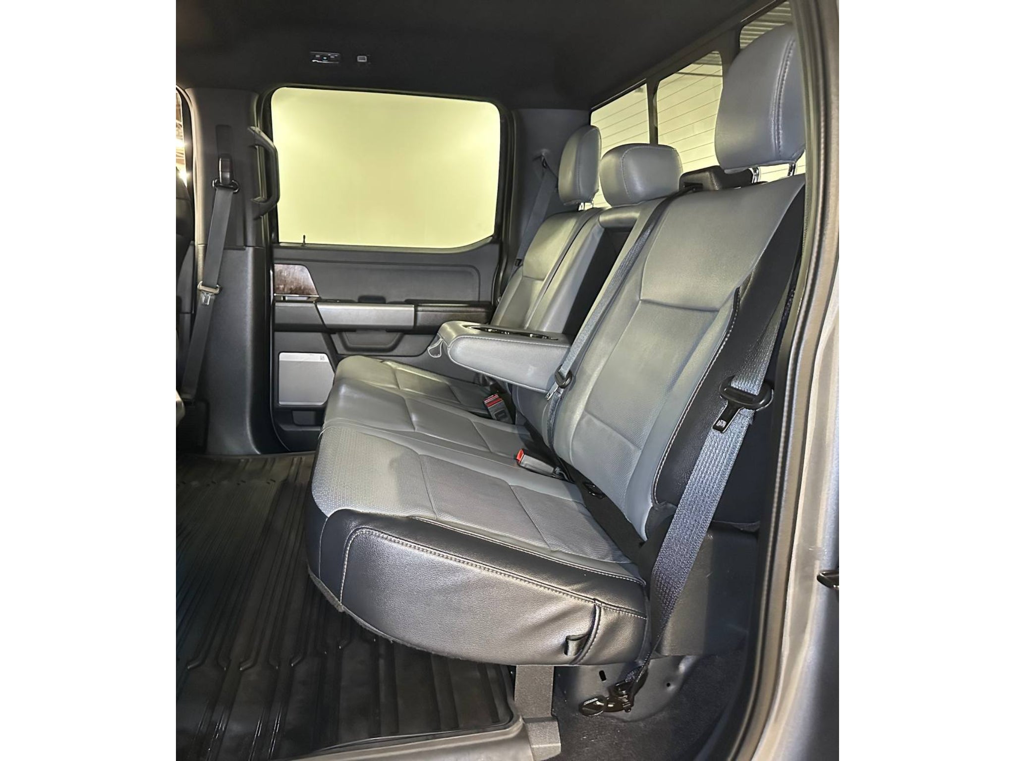 2022 Ford F-150 Lightning LARIAT