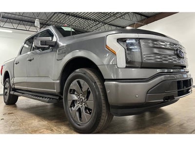 2022 Ford F-150 Lightning LARIAT