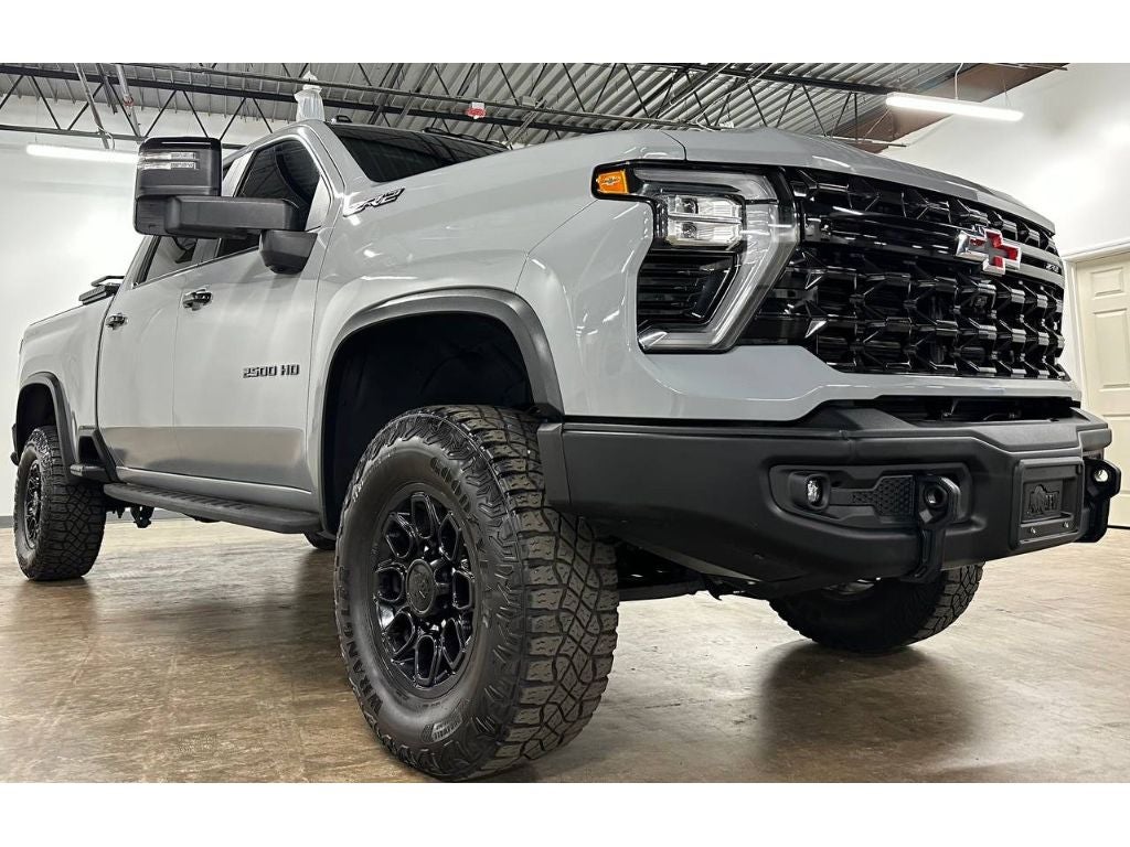2024 Chevrolet Silverado ZR2