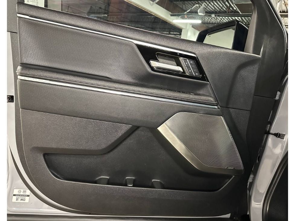 2024 GMC Sierra EV Denali Edition 1