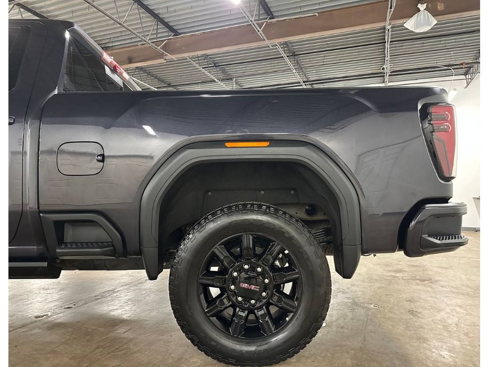 2025 GMC Sierra AT4