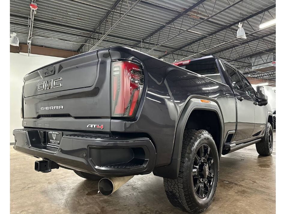 2025 GMC Sierra AT4