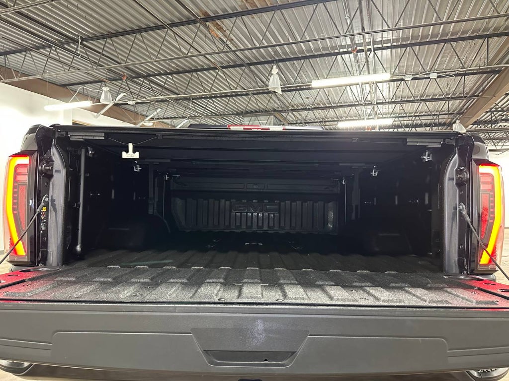 2025 GMC Sierra AT4