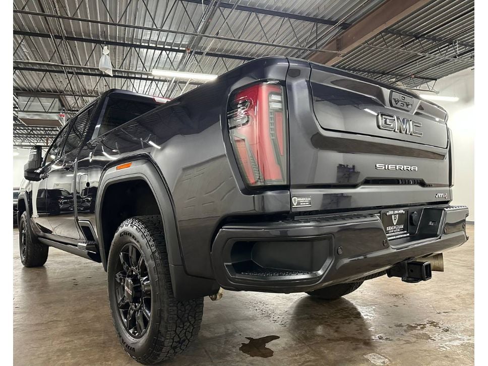 2025 GMC Sierra AT4