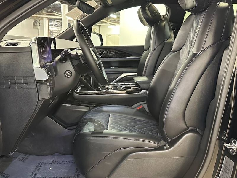 2026 Cadillac ESCALADE IQL Sport-1