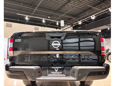 2025 Nissan Frontier SV