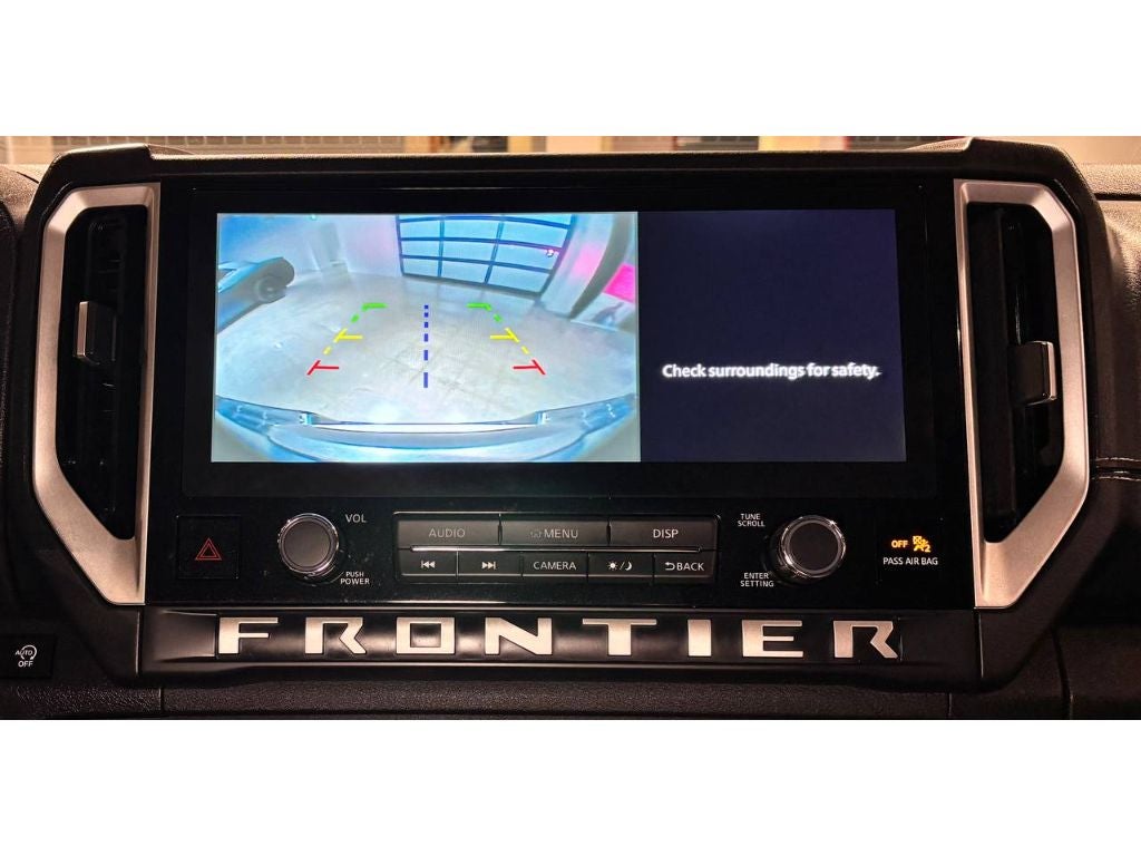 2025 Nissan Frontier SV