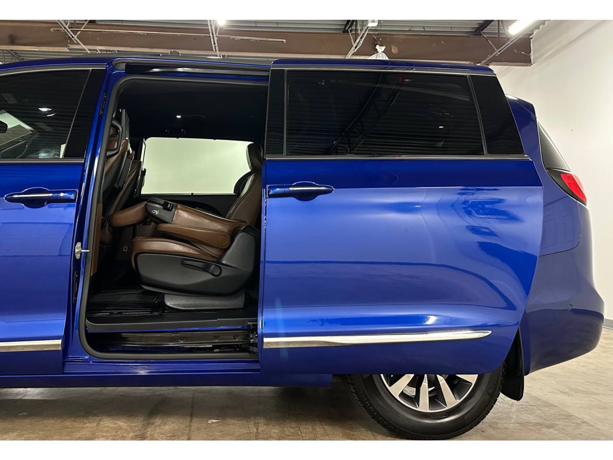 2020 Chrysler Pacifica Hybrid Limited