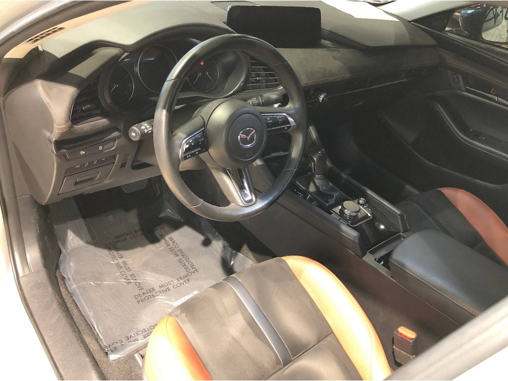 2024 Mazda Mazda3 2.5 Carbon Turbo