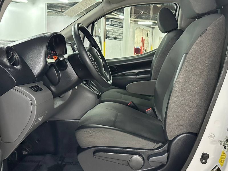 2021 Nissan NV200 SV