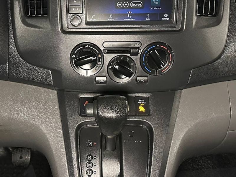2020 Nissan NV200 SV