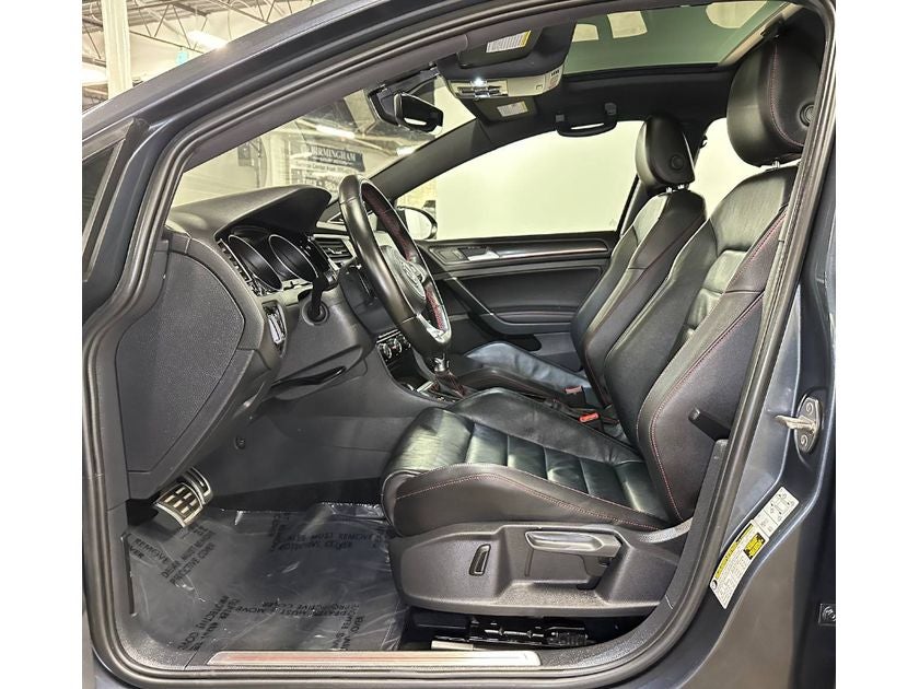 2019 Volkswagen Golf GTI SE