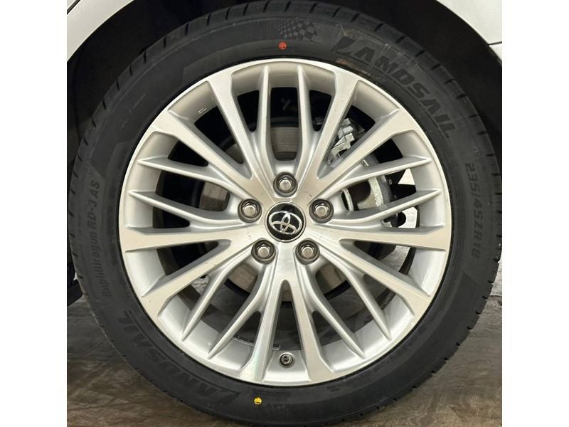 2018 Toyota Camry Hybrid XLE