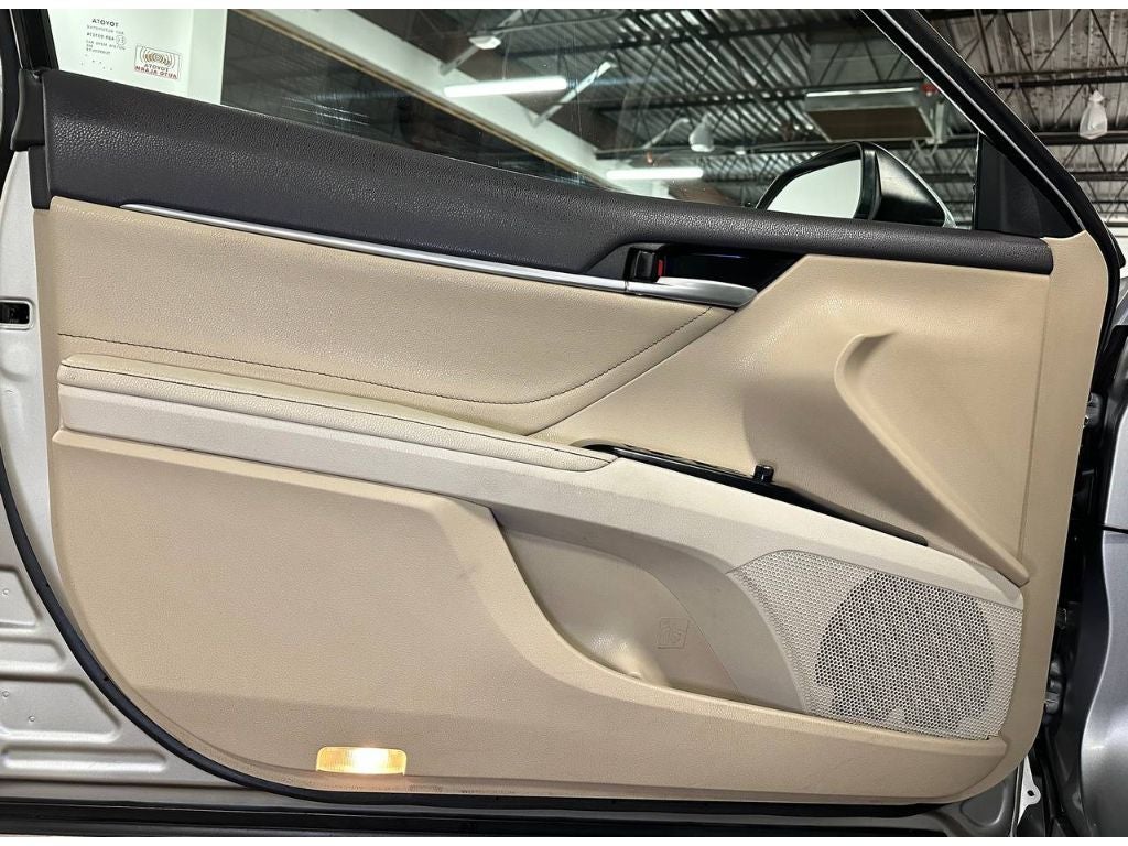 2018 Toyota Camry Hybrid XLE