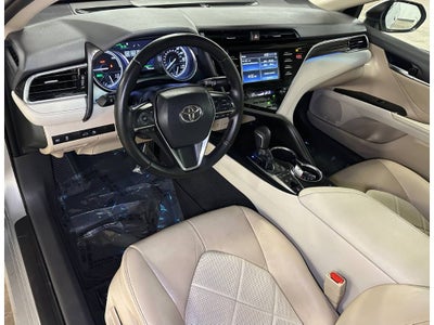 2018 Toyota Camry Hybrid XLE