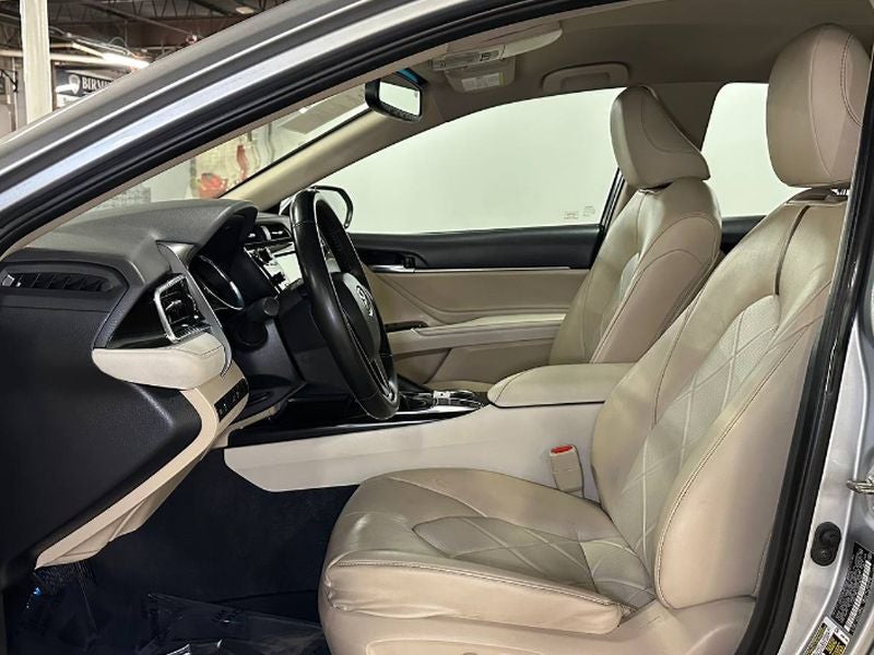 2018 Toyota Camry Hybrid XLE