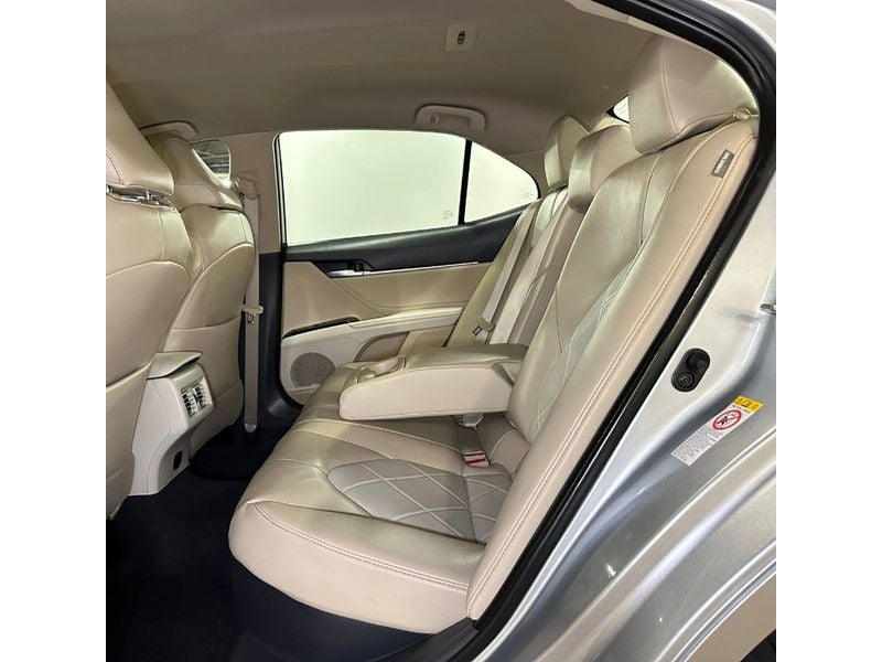 2018 Toyota Camry Hybrid XLE