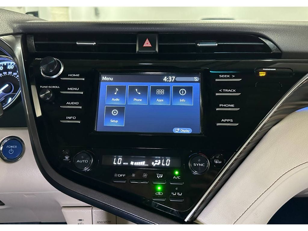 2018 Toyota Camry Hybrid XLE