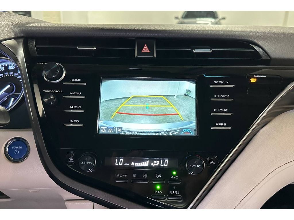 2018 Toyota Camry Hybrid XLE