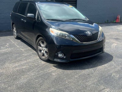 2017 Toyota Sienna SE