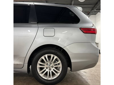 2017 Toyota Sienna XLE
