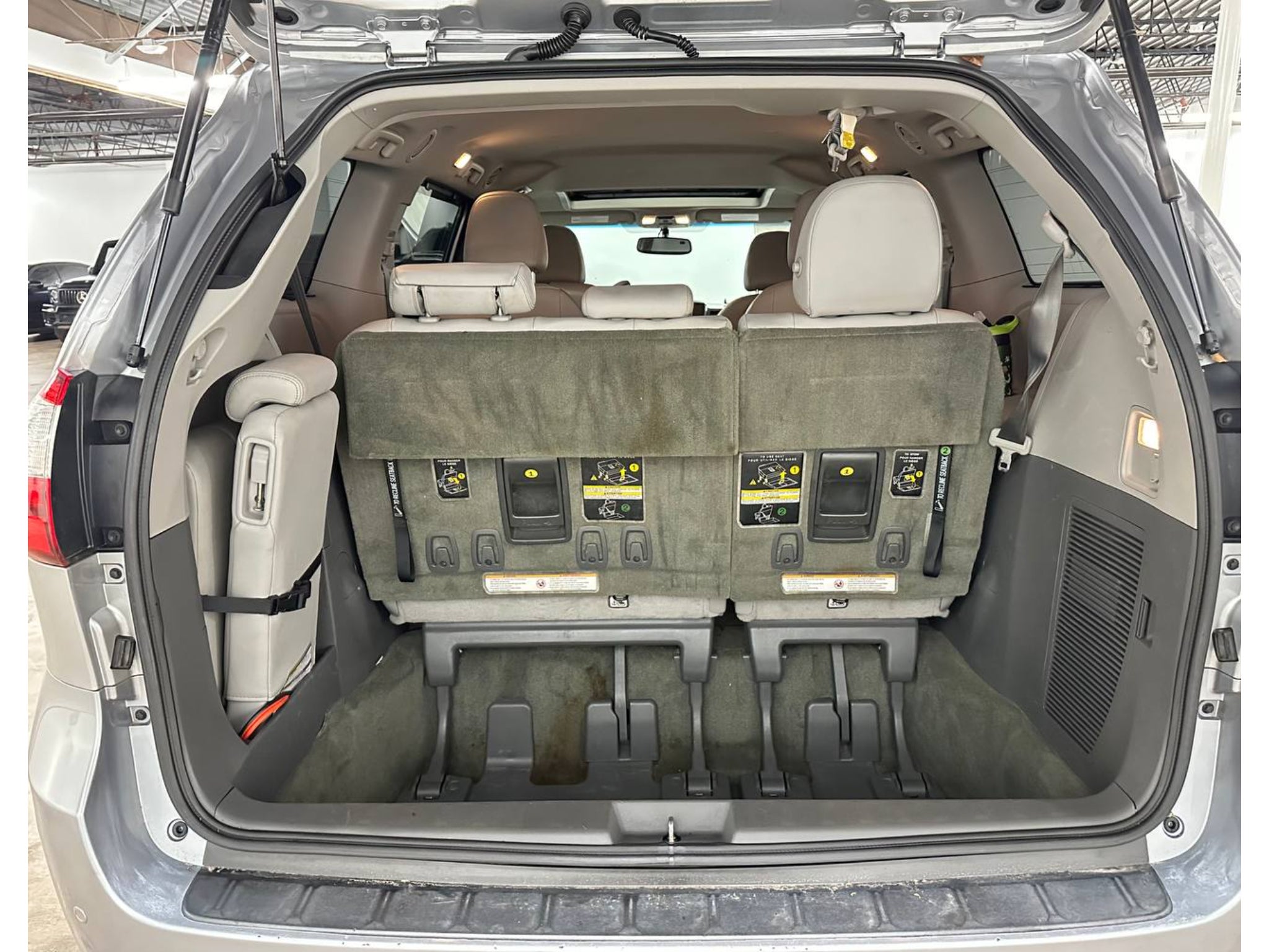 2017 Toyota Sienna XLE