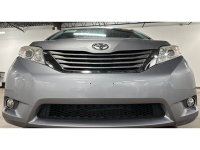 2017 Toyota Sienna XLE