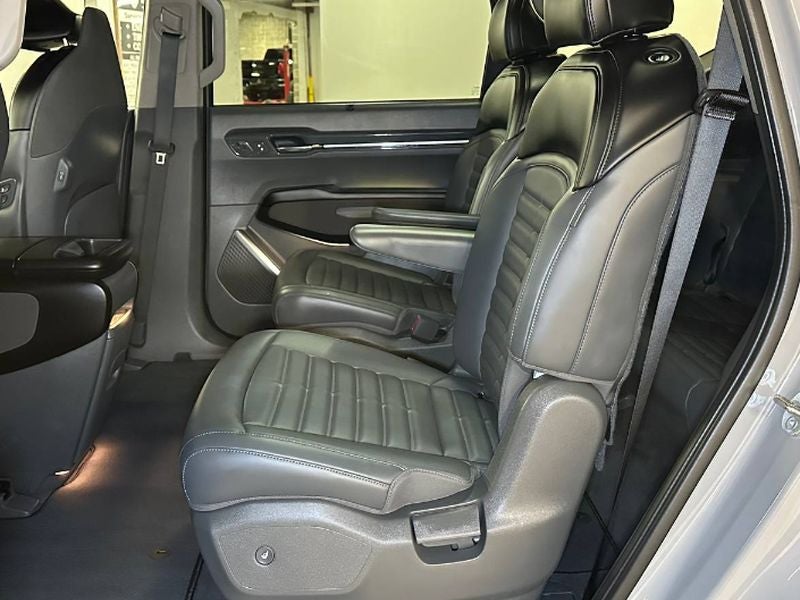 2026 Kia EV9 Land