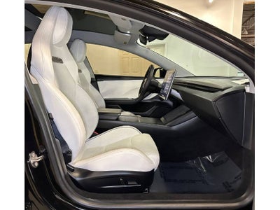 2024 Tesla Model 3 Performance