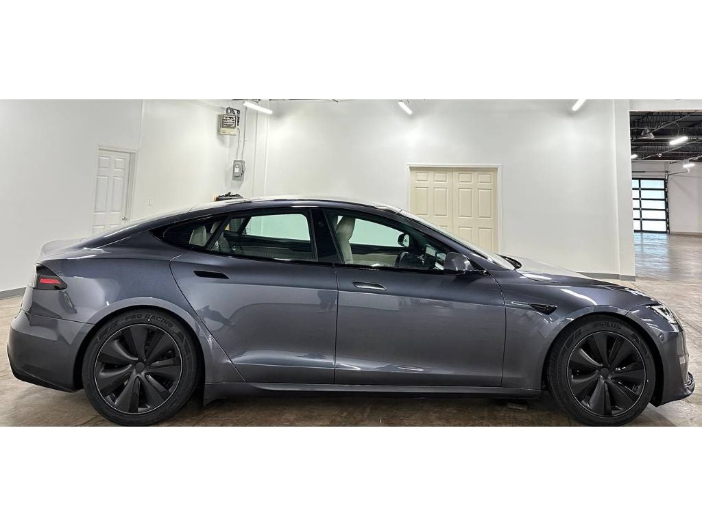 2022 Tesla Model S Long Range