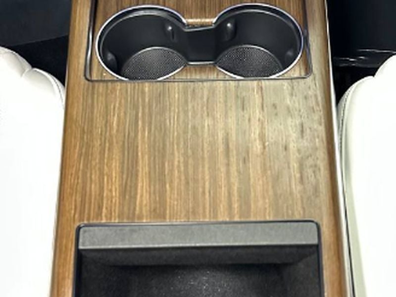 2023 Tesla Model S Base