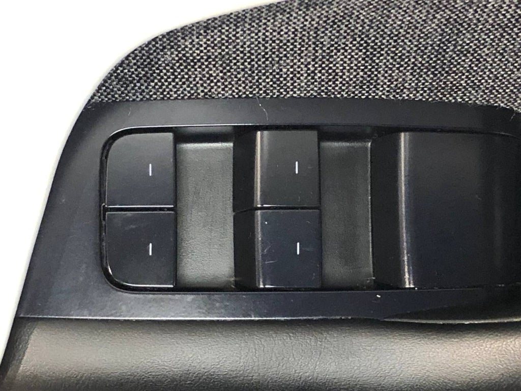 2023 Tesla Model S Standard Range