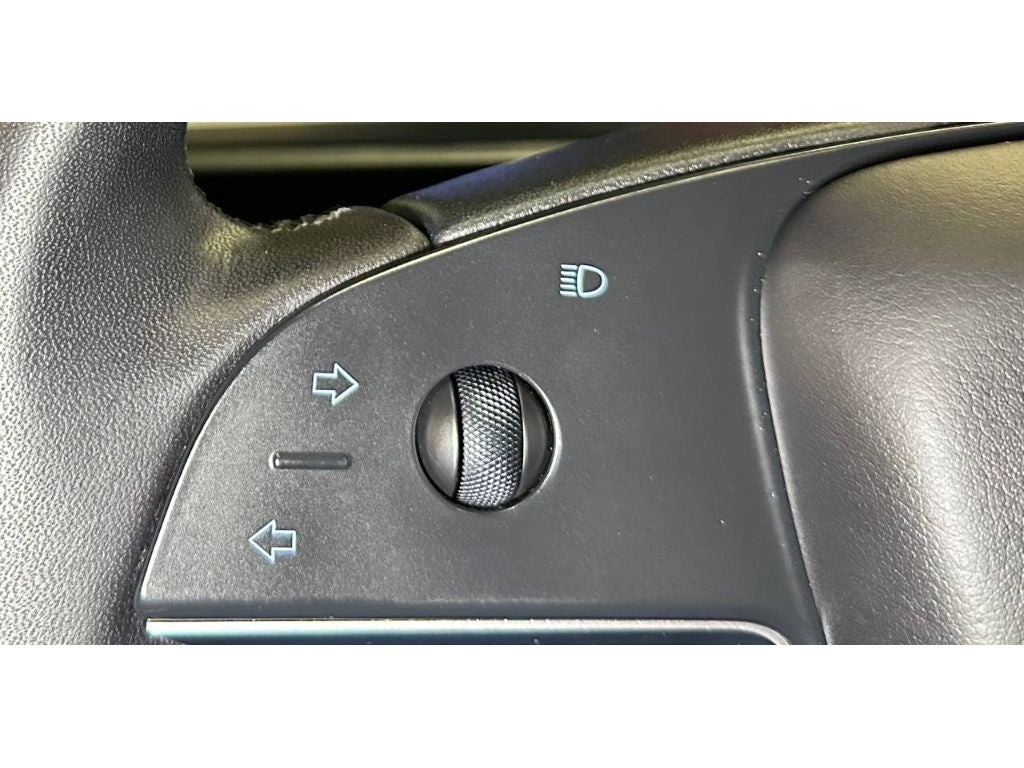 2023 Tesla Model S Base