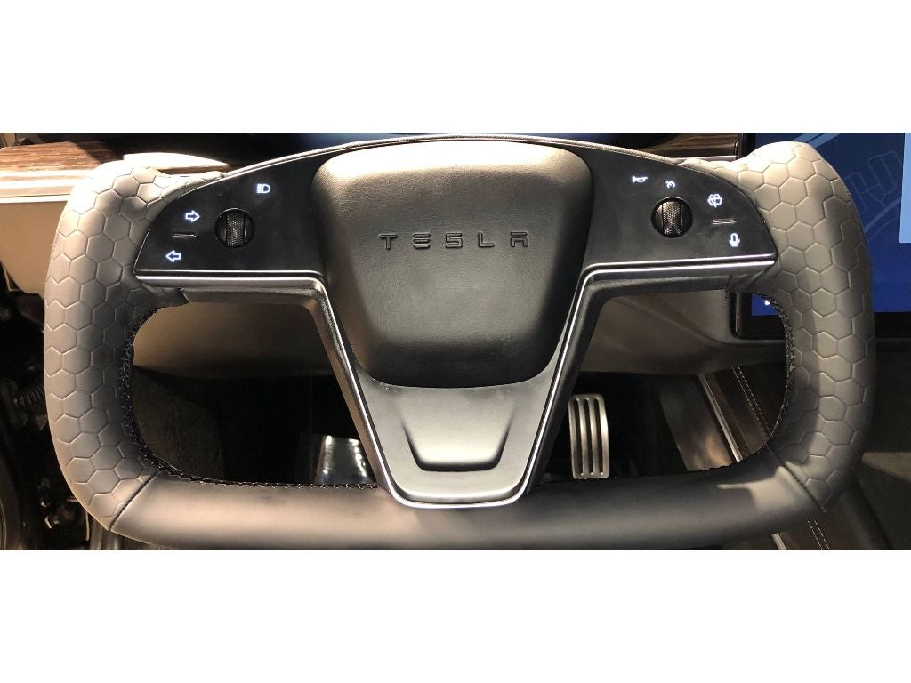 2023 Tesla Model S Standard Range