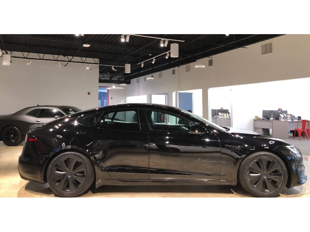 2023 Tesla Model S Standard Range