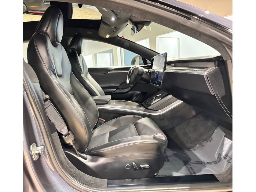 2023 Tesla Model S Plaid