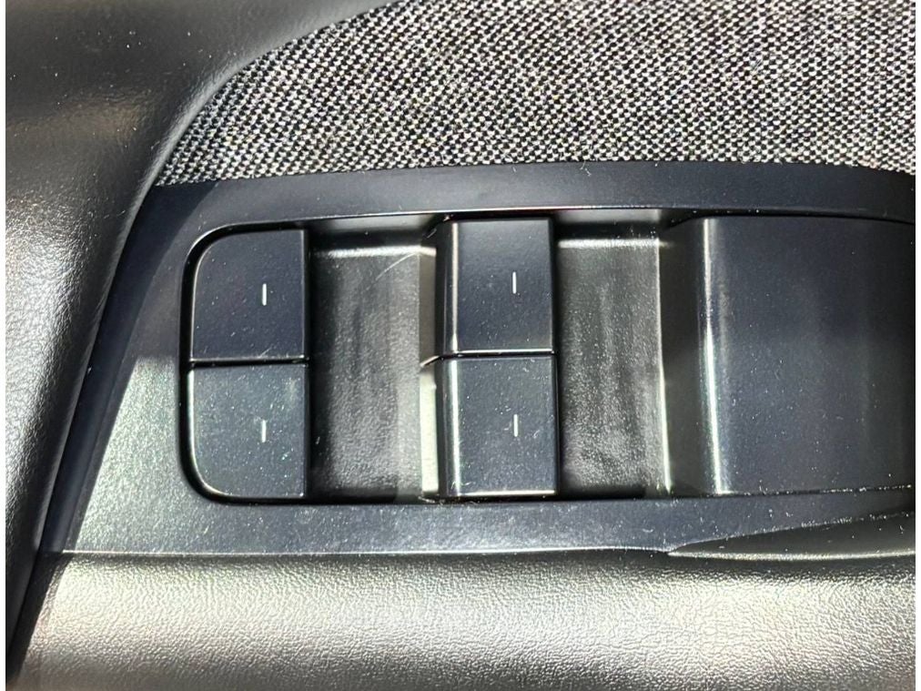 2023 Tesla Model S Plaid