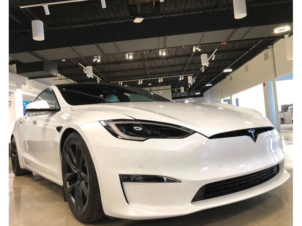 2022 Tesla Model S Plaid