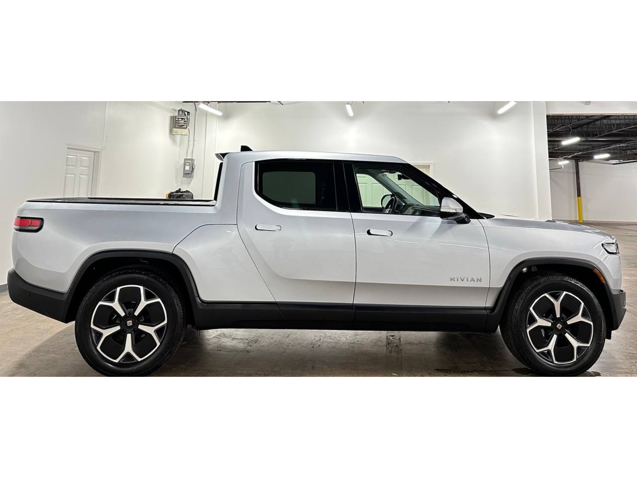 2023 Rivian R1T Adventure - Max Pack